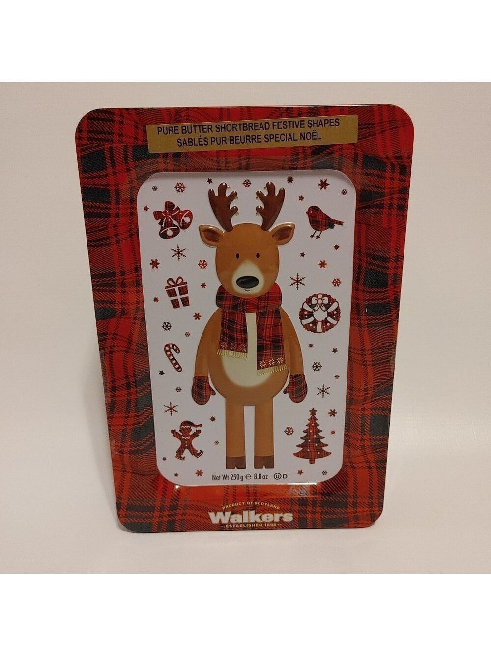 WALKERS Pure Butter Shortbread Festive Shapes Moose Tin
